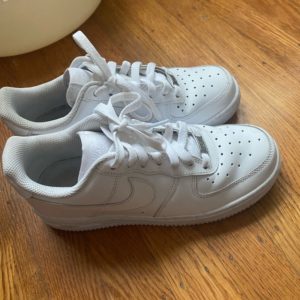 White Nike air forces